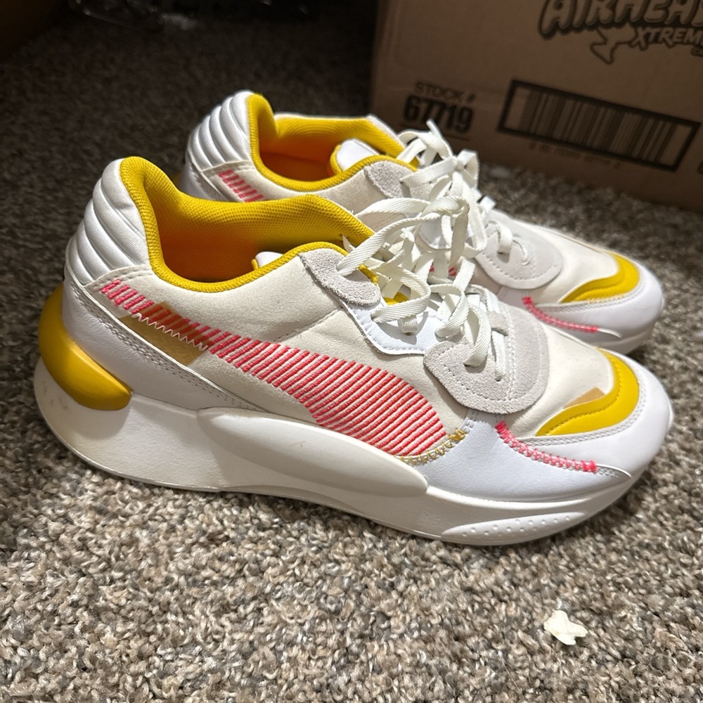 Puma White and Yellow Sneakers